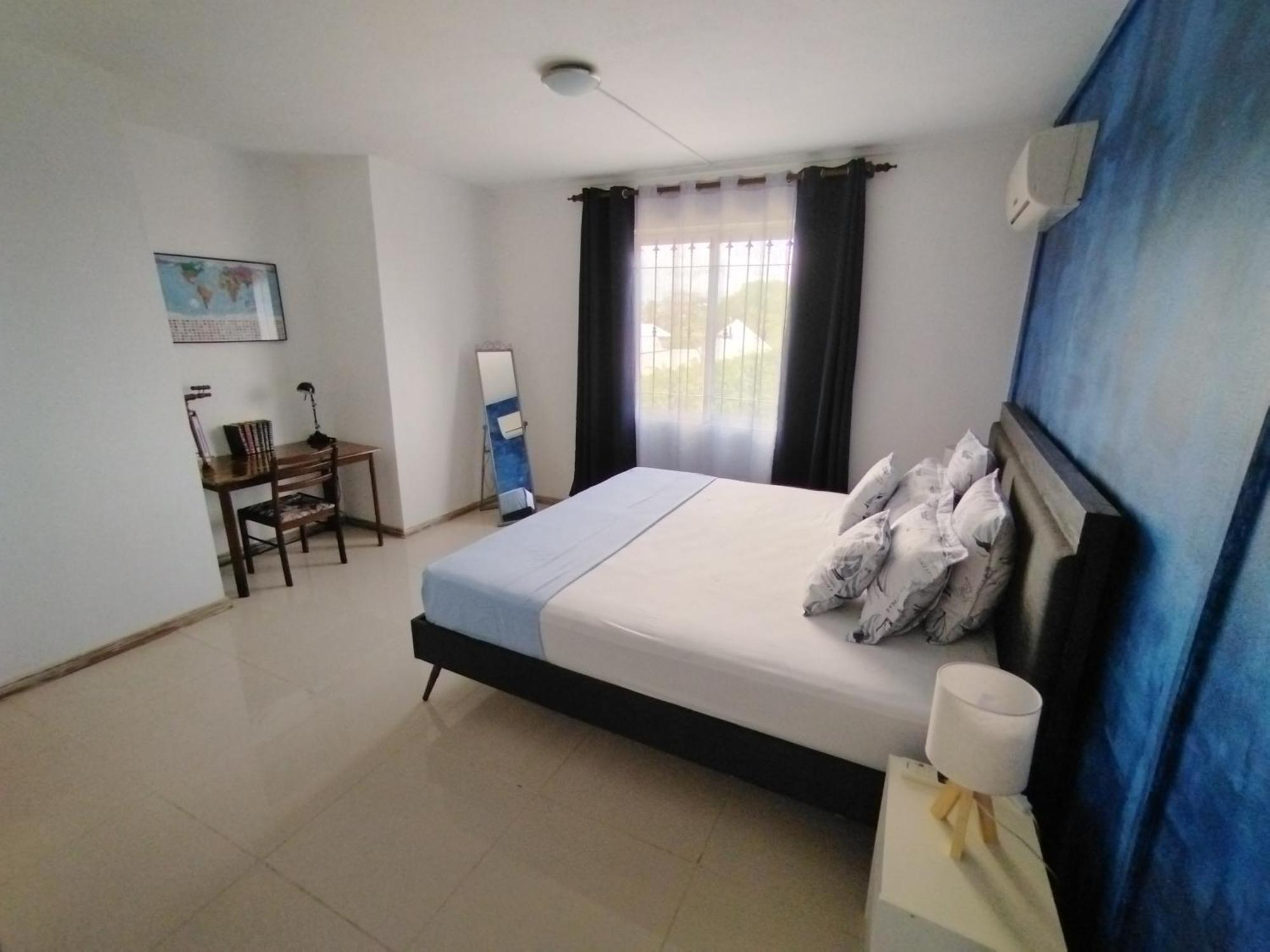 Morsky Vanek Apartment Flic en Flac Bagian luar foto